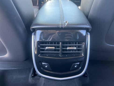 Used 2019 Cadillac XTS Luxury FWD image 20