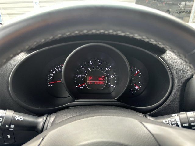 Used 2018 Kia Soul + FWD image 12