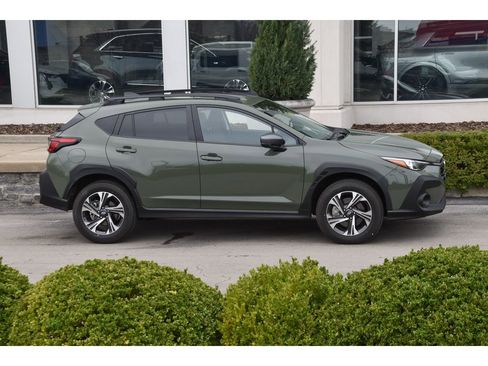 Used 2026 Subaru Crosstrek 2.0i Premium image 3