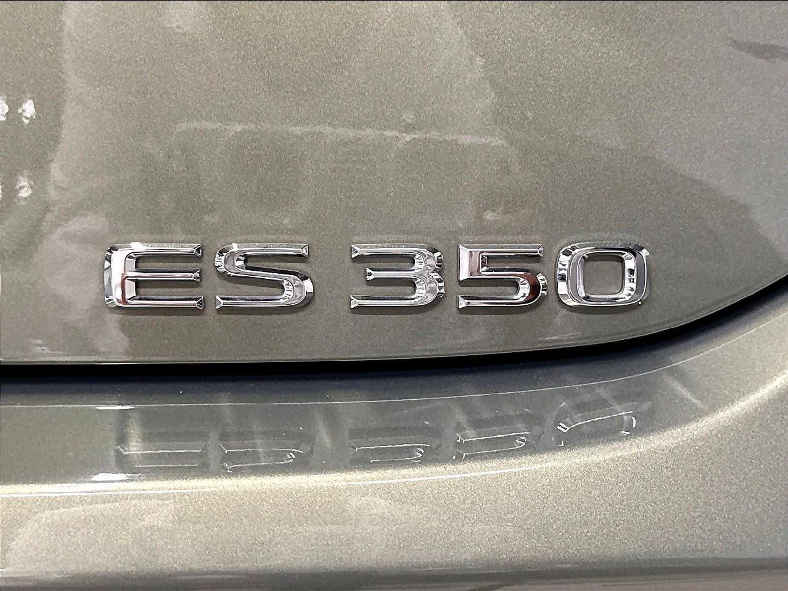 Used 2025 Lexus ES 350 w/ Premium Package FWD image 26