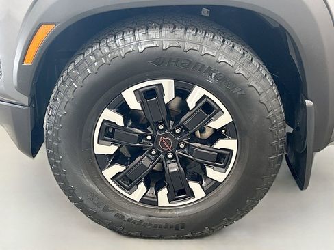 Used 2024 Nissan Frontier Pro-X RWD image 26