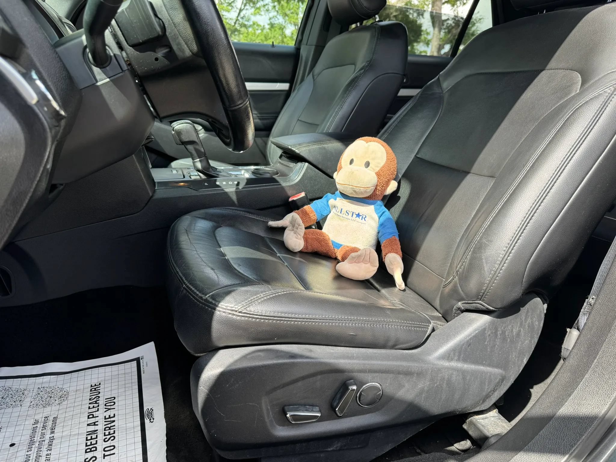 Used 2017 Ford Explorer XLT w/ Equipment Group 202A FWD image 18