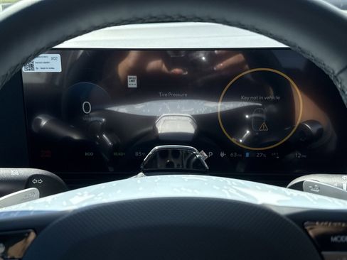 New 2025 Hyundai Ioniq 5 SE image 17