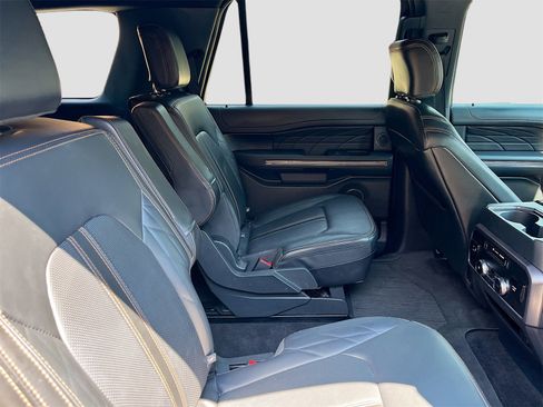 Used 2022 Ford Expedition Max Platinum image 30