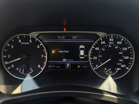 Used 2023 Nissan Sentra SV w/ All-Weather Package FWD image 11