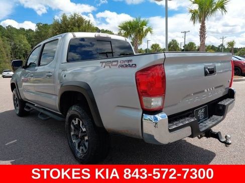 Used 2017 Toyota Tacoma TRD Off-Road w/ Tow Package RWD image 7