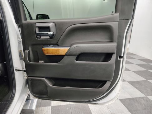 Used 2017 Chevrolet Silverado 1500 LTZ w/ Sport Package image 19