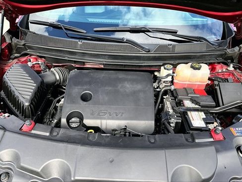 Used 2022 Chevrolet Traverse RS image 11