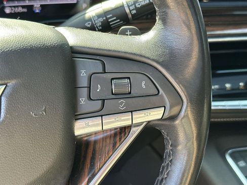 Used 2023 Cadillac Escalade ESV Premium Luxury image 25