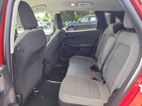 Certified 2022 Ford Escape SE w/ SE Sport Appearance Package FWD image 11