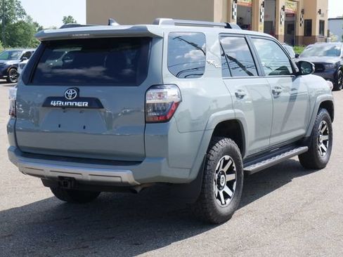 Used 2023 Toyota 4Runner TRD Off-Road Premium w/ Off Road Premium Plus Package AWD/4WD image 12