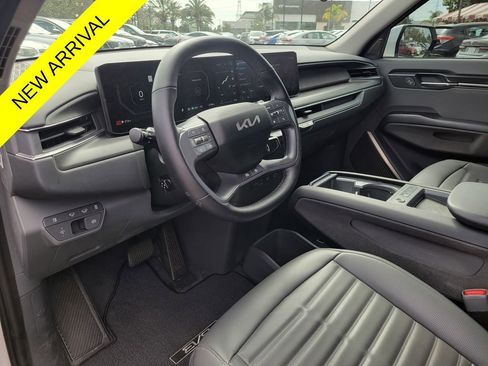Certified 2024 Kia EV9 Land AWD/4WD image 9