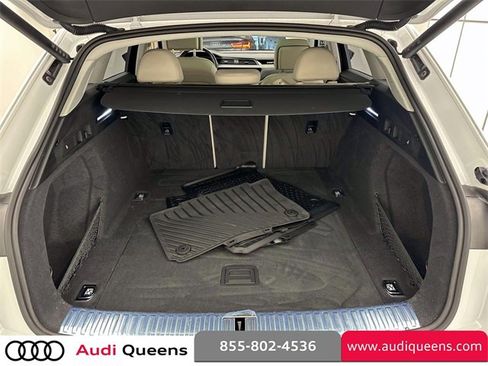 Certified 2024 Audi Q8 e-tron Premium Plus w/ Premium Plus Package image 10