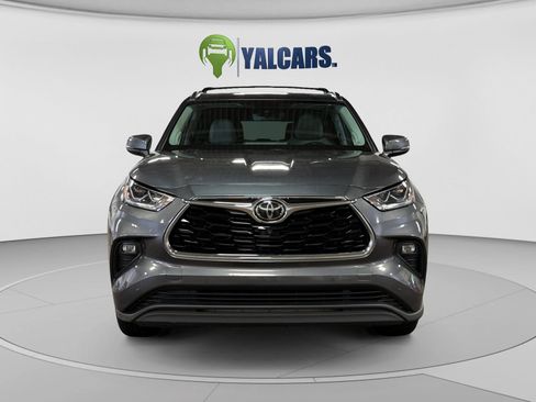 Used 2020 Toyota Highlander Limited AWD/4WD image 8