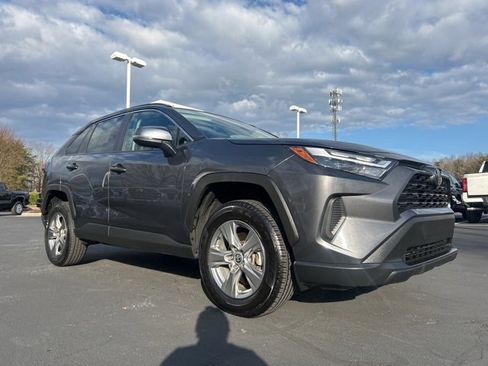 Used 2024 Toyota RAV4 XLE image 3