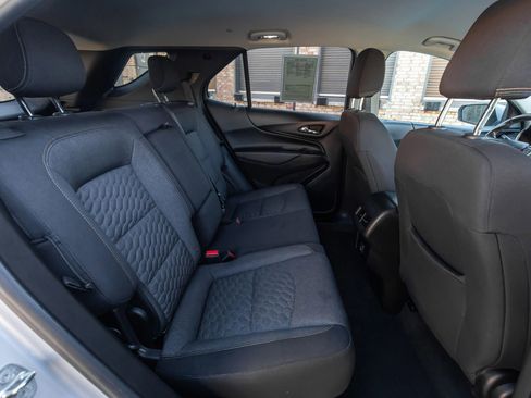 Used 2019 Chevrolet Equinox LT image 24