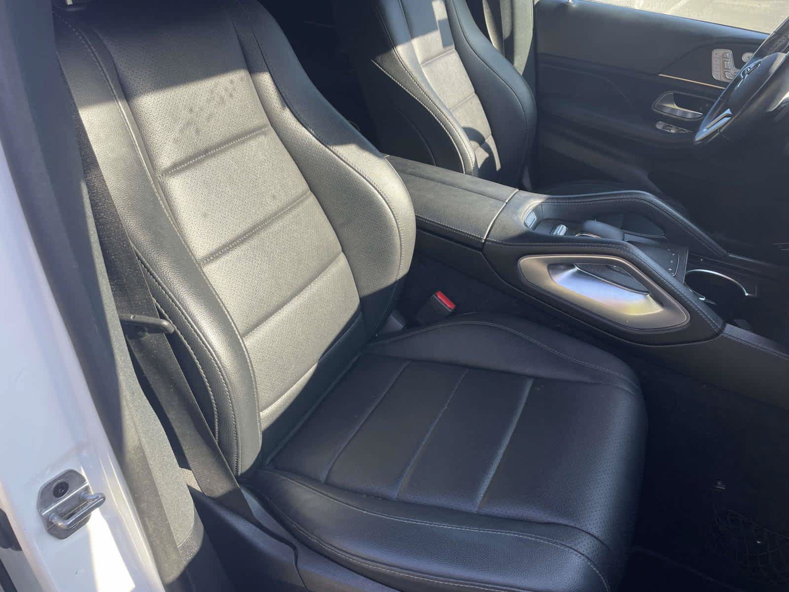 Used 2021 Mercedes-Benz GLS 450 4MATIC image 24