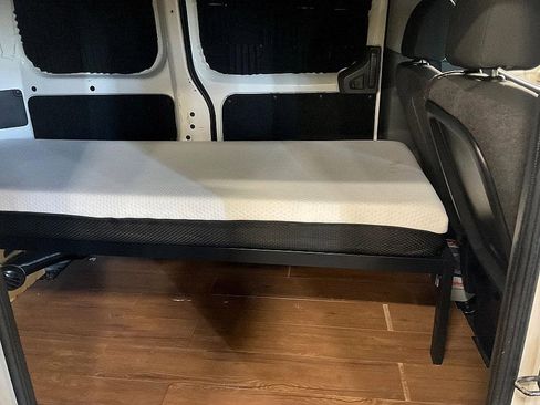 Used 2018 Nissan NV200 S w/ Back Door Glass Package image 14