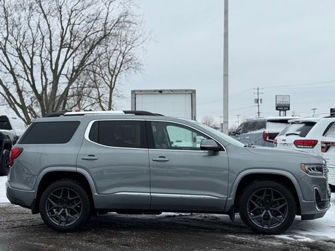 Used 2023 GMC Acadia Denali image 41