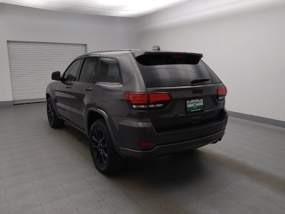 Used 2020 Jeep Grand Cherokee Altitude AWD/4WD image 5