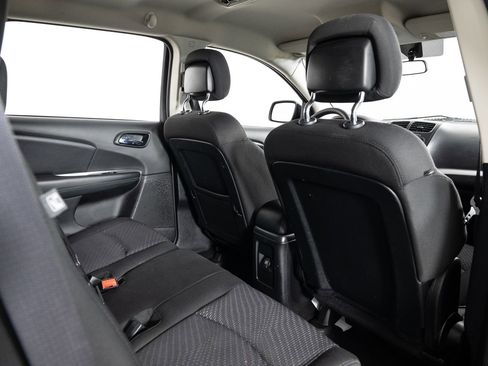 Used 2016 Dodge Journey SXT w/ Comfort/Convenience Group image 23