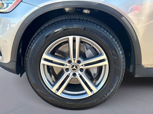Used 2022 Mercedes-Benz GLC 300 image 11