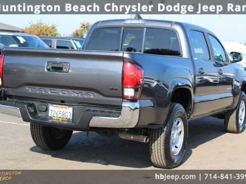 Used 2022 Toyota Tacoma SR5 image 5
