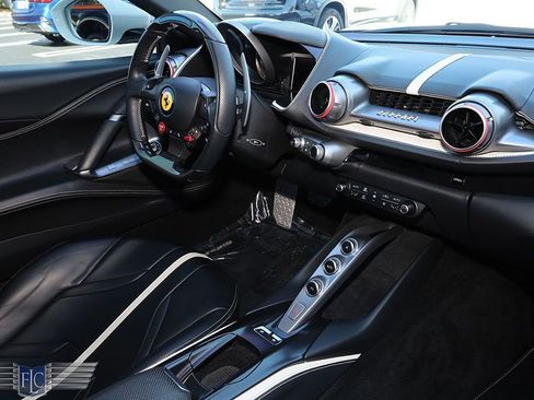 Used 2020 Ferrari 812 Superfast image 17