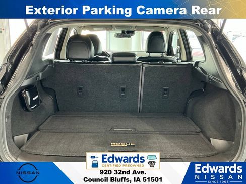 Used 2022 Nissan Rogue Sport SL AWD/4WD image 11