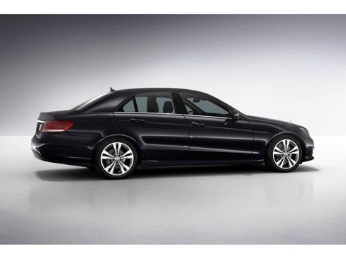 Used 2014 Mercedes-Benz E 350 Sedan image 17