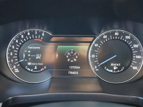 Used 2018 Ford Explorer Platinum image 17