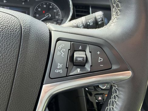 Used 2019 Buick Encore Preferred image 16