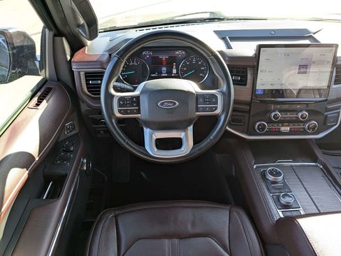 Used 2024 Ford Expedition Max Limited AWD/4WD image 14