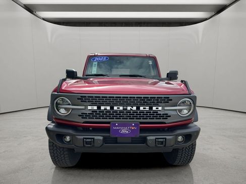 New 2025 Ford Bronco Badlands AWD/4WD image 8