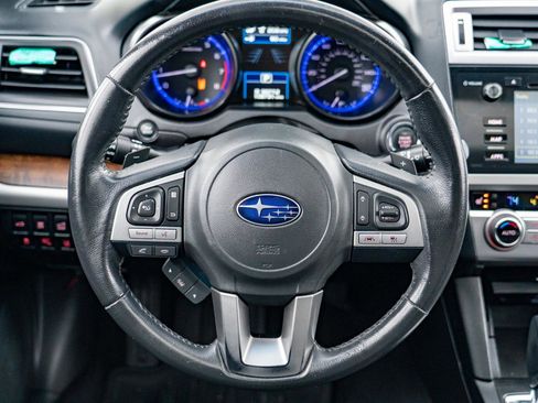 Used 2017 Subaru Outback 3.6R Limited AWD/4WD image 17