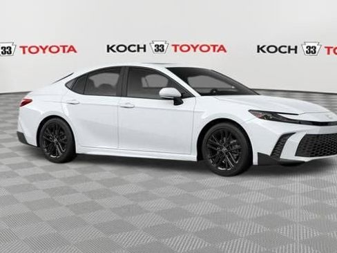 New 2026 Toyota Camry SE image 16