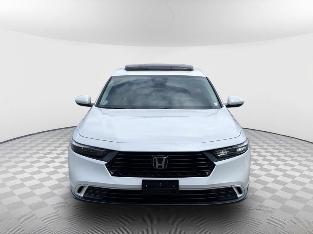 Used 2023 Honda Accord EX image 3