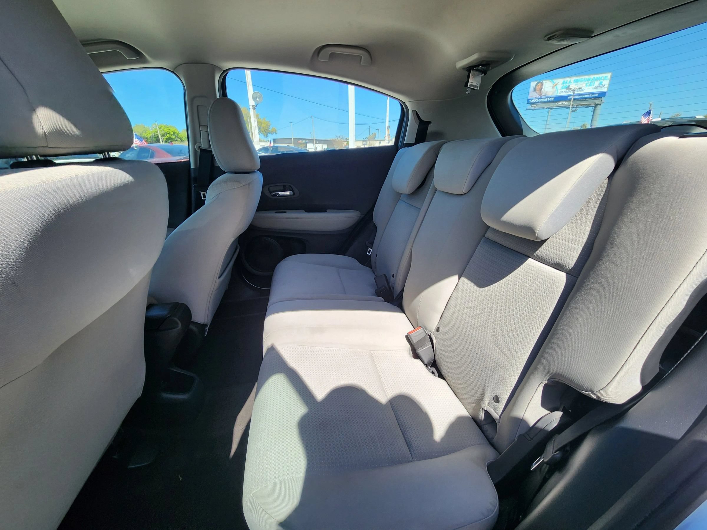 Used 2021 Honda HR-V LX image 12
