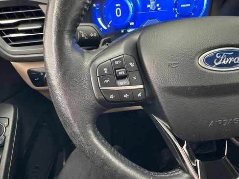 Used 2020 Ford Escape Titanium w/ Titanium Premium Package 2.0 AWD/4WD image 20
