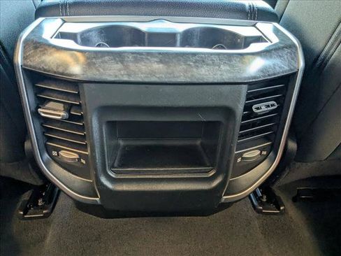 Used 2019 RAM 1500 Big Horn RWD image 17