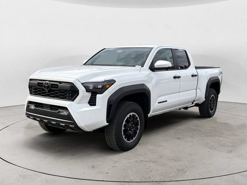 Used 2024 Toyota Tacoma TRD Off-Road w/ TRD Off Road Premium Package AWD/4WD image 1
