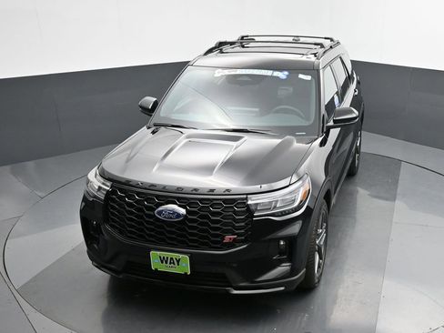 New 2025 Ford Explorer ST image 39
