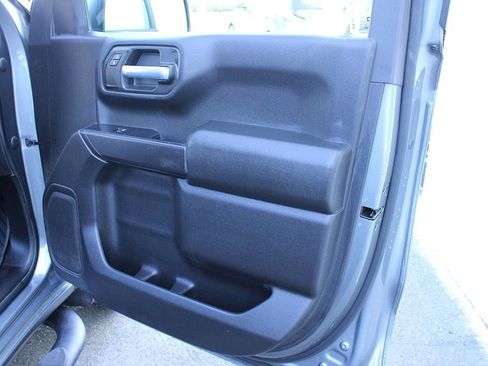 Used 2021 Chevrolet Silverado 1500 Custom image 23