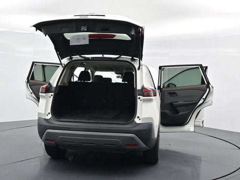Used 2023 Nissan Rogue S FWD image 36