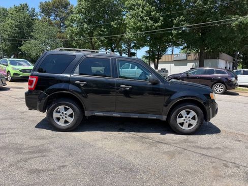 Used 2011 Ford Escape XLT w/ 203A Rapid Spec Order Code AWD/4WD image 4