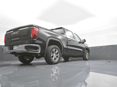 Used 2025 GMC Sierra 1500 SLT AWD/4WD image 36