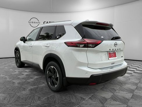 New 2025 Nissan Rogue SV w/ SV Premium Package image 8
