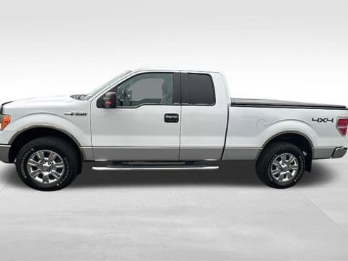 Used 2011 Ford F150 XLT w/ XLT Chrome Pkg image 4