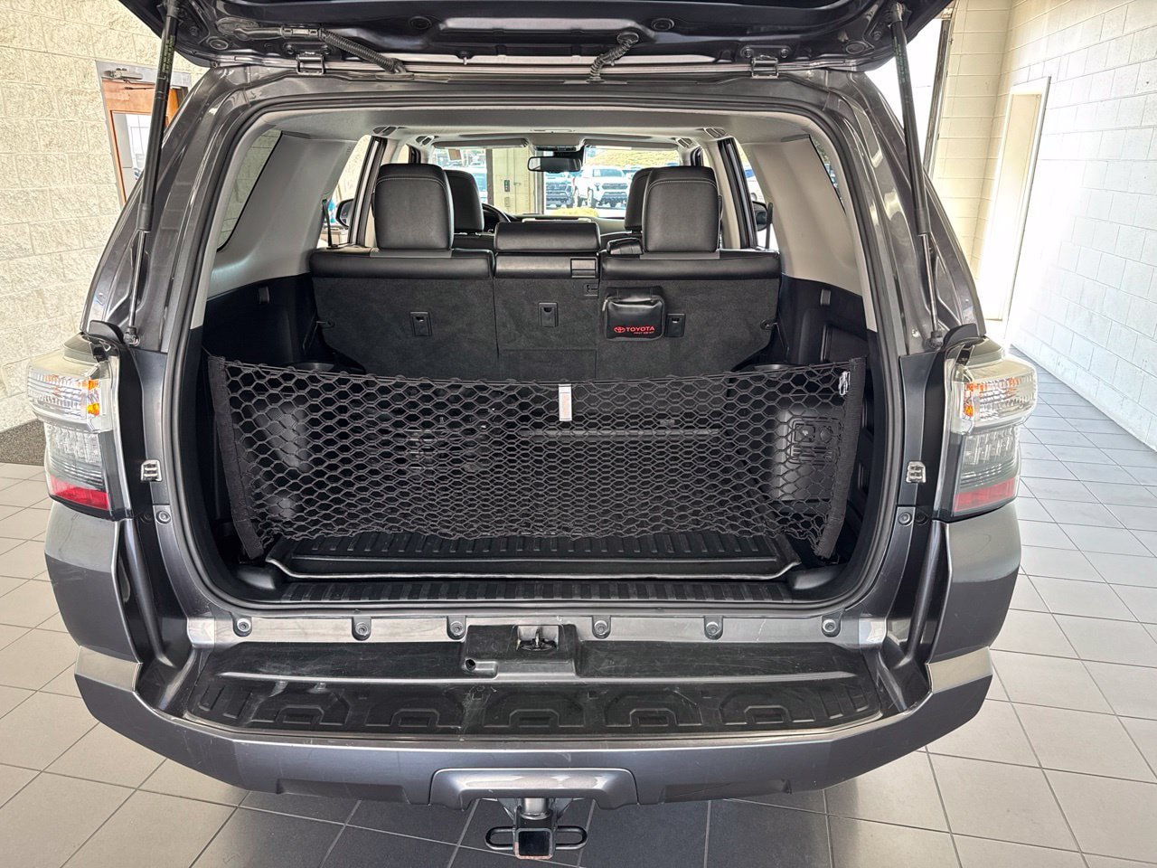 Used 2023 Toyota 4Runner SR5 Premium w/ Moonroof Package AWD/4WD image 9