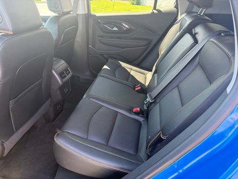 Used 2024 GMC Terrain AT4 w/ Tech Package AWD/4WD image 14